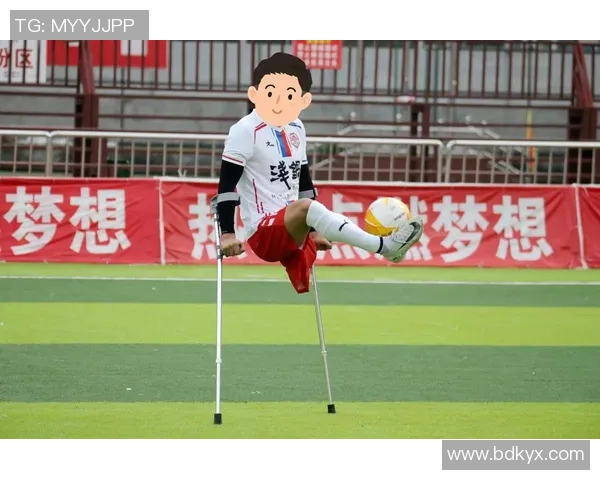 少年追梦绿茵场化身足球球星开启荣耀征途