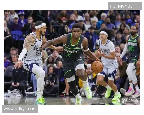 伤病困扰球星重回赛场之路：从恢复到复苏的奋斗历程